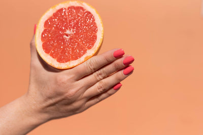7 tips for healthy nails all year round