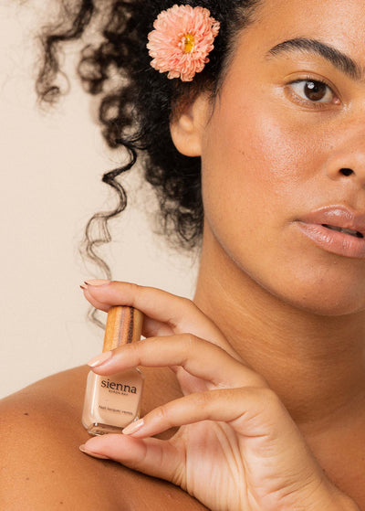Nails That Go With Everything? Think Nude