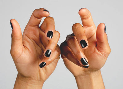 How to achieve perfect black nails