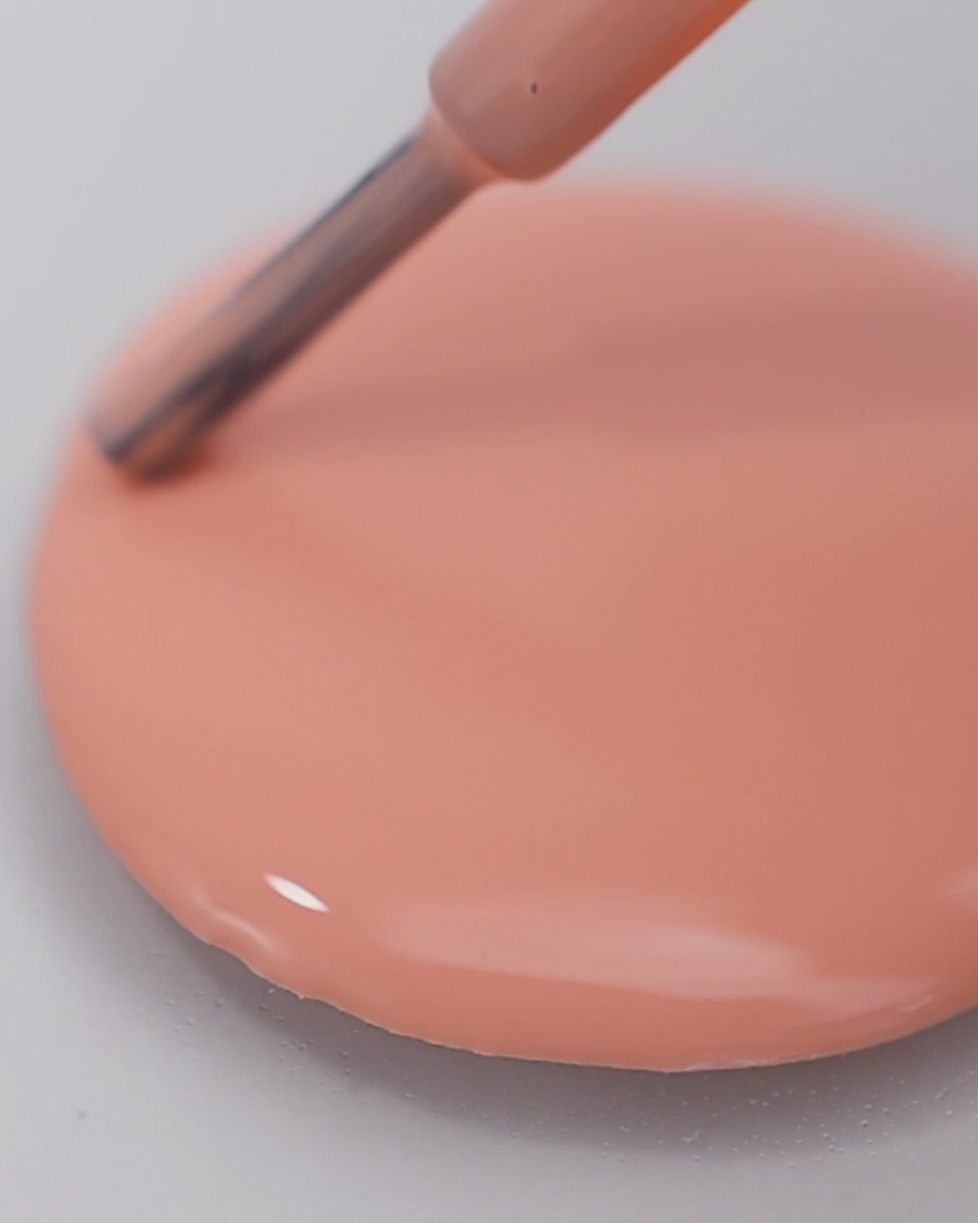 peach blush nail polish drop by sienna